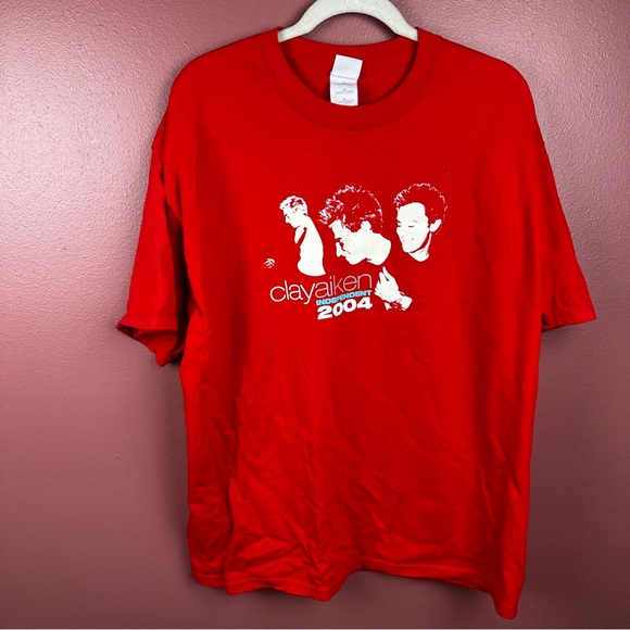 Gildan Other - Clay Aiken Independent Tour 2004 Red Graphic T-Shirt Size XL